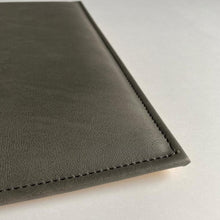 Charger l'image dans la galerie, Carreau de cuir anthracite